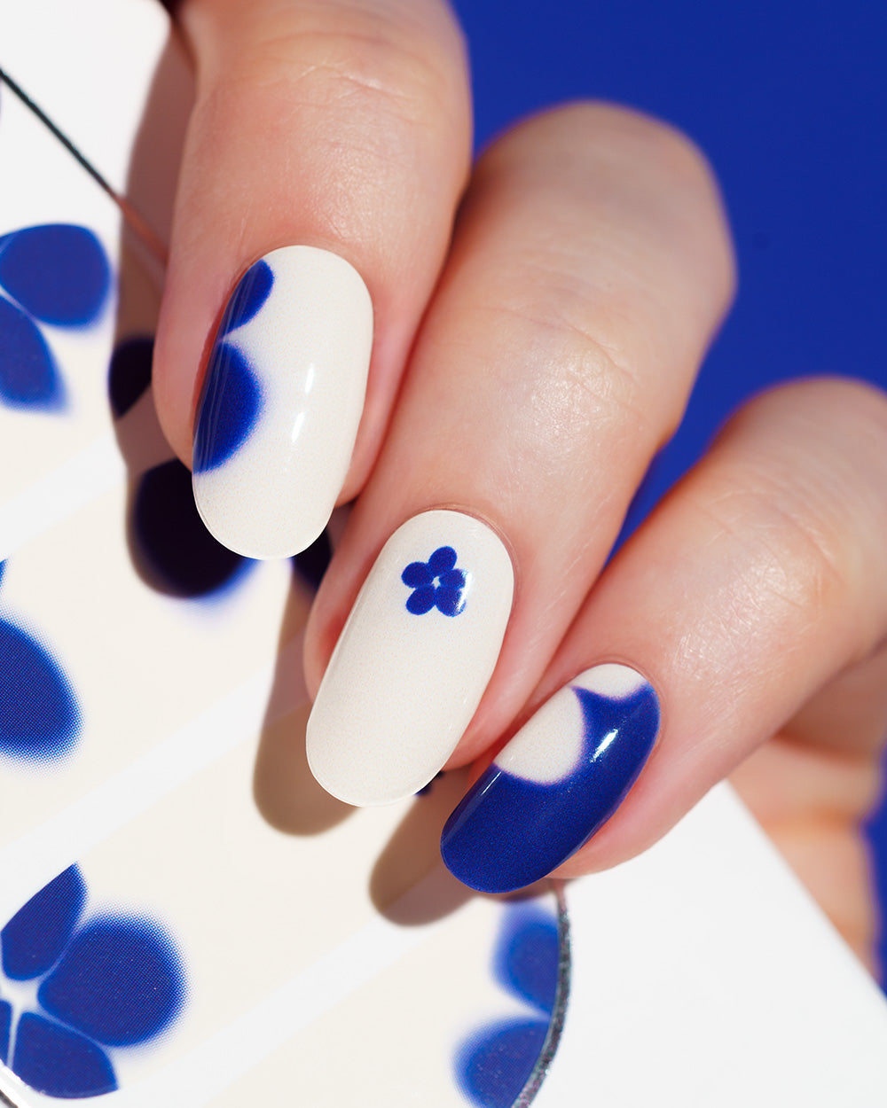 maniko-indigo-bloom-uv-gel-strips image 4