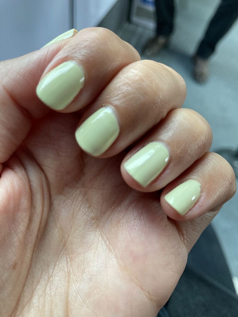 Farbe top, Halt mittel