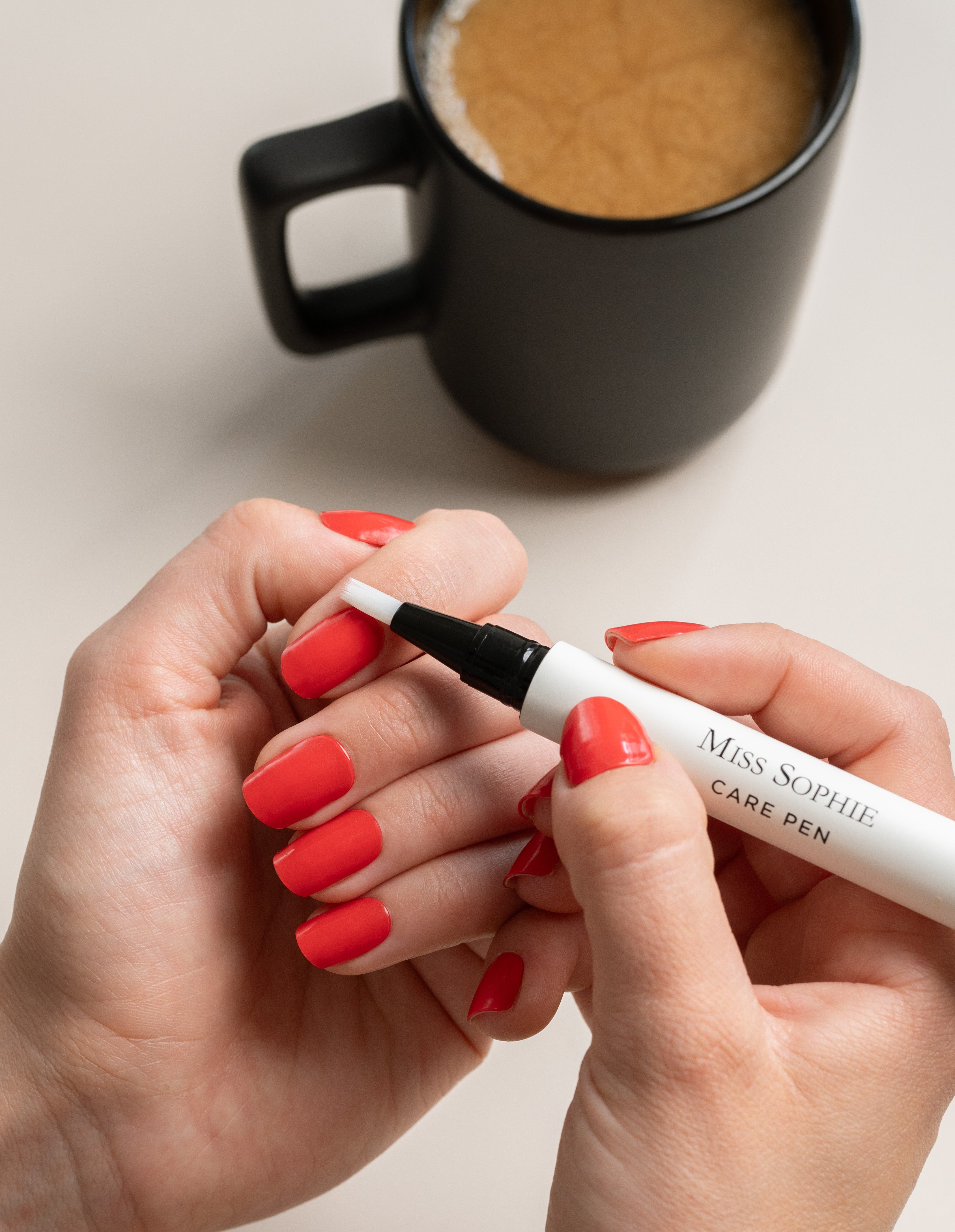miss-sophie-care-pen-nagelpflegestift image 3