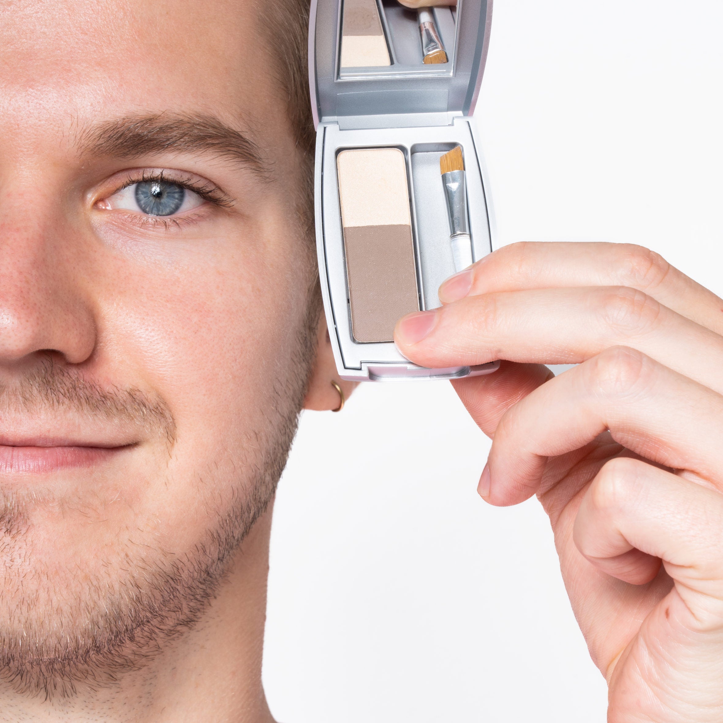 her-me-augenbrauenpuder-taupe image 2