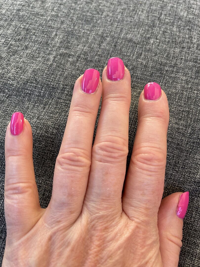 Tolle Farbe, etwas dünn