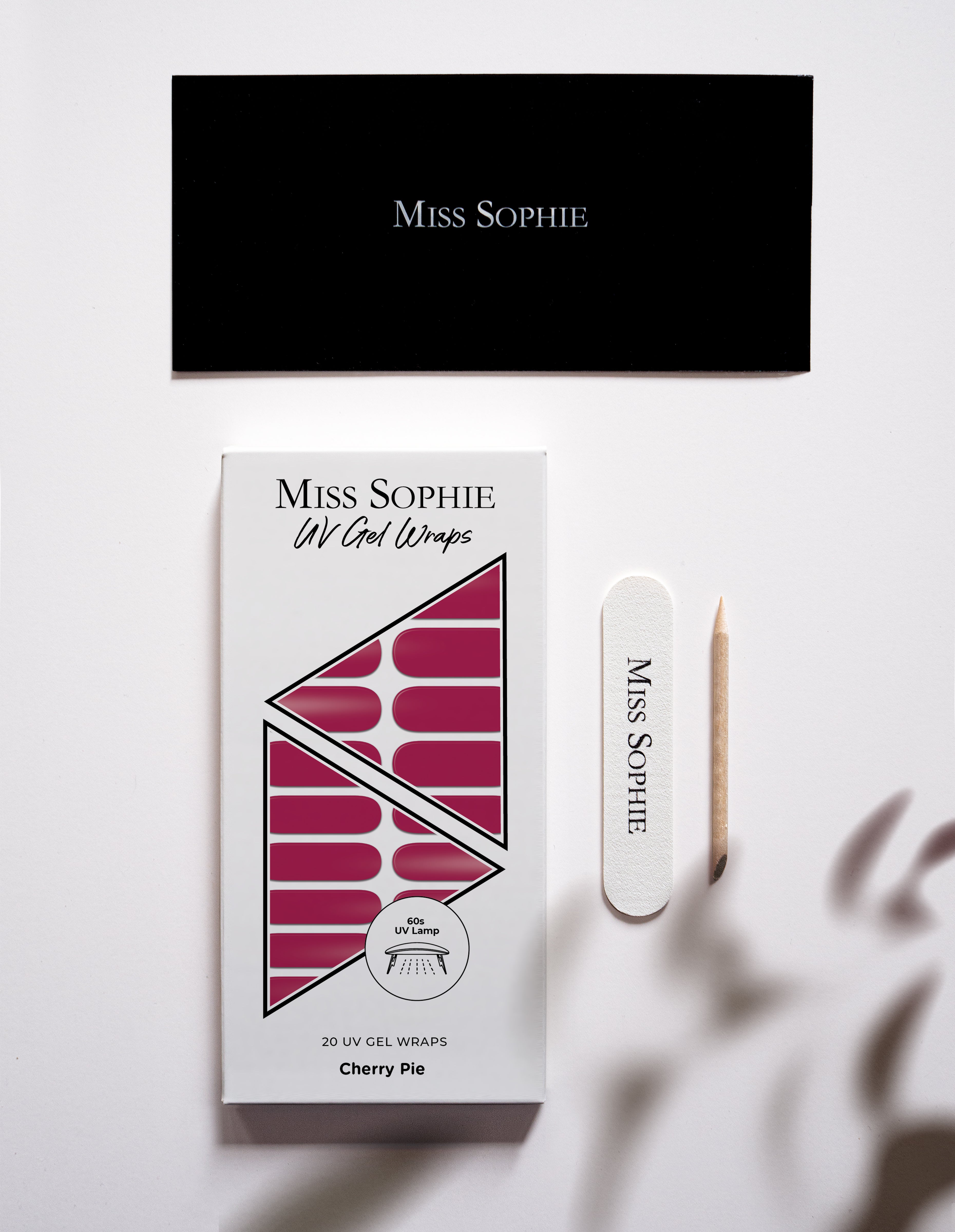 miss-sophie-cherry-pie-uv-gel-nagelfolie-kirschrot image 4