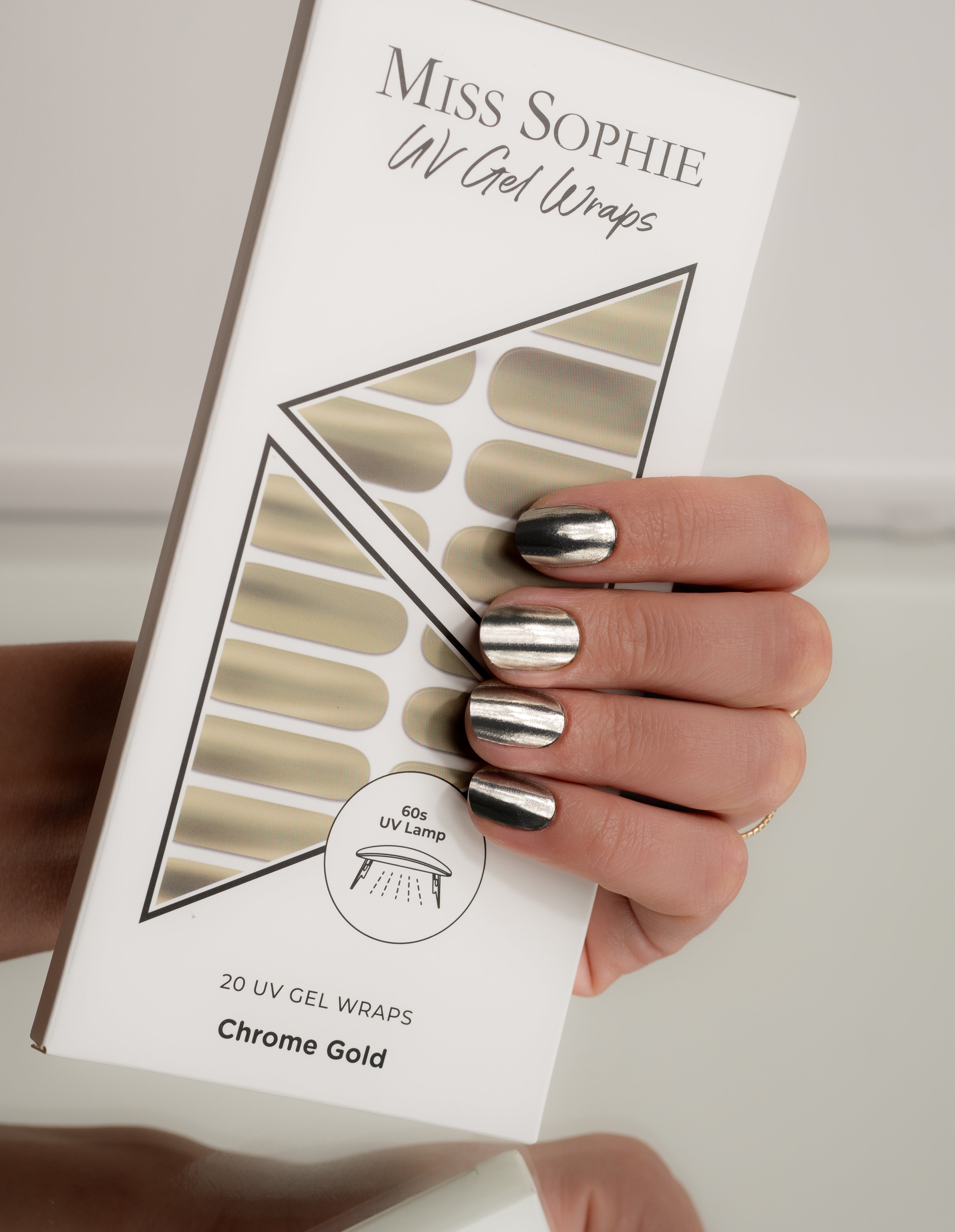miss-sophie-chrome-gold-uv-gel-wraps image 5