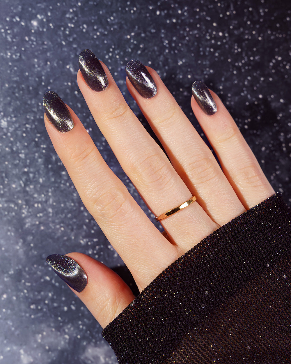 maniko-cat-eye-cosmic-uv-uv-gel-strips-nachtblau-cat-eye image 4