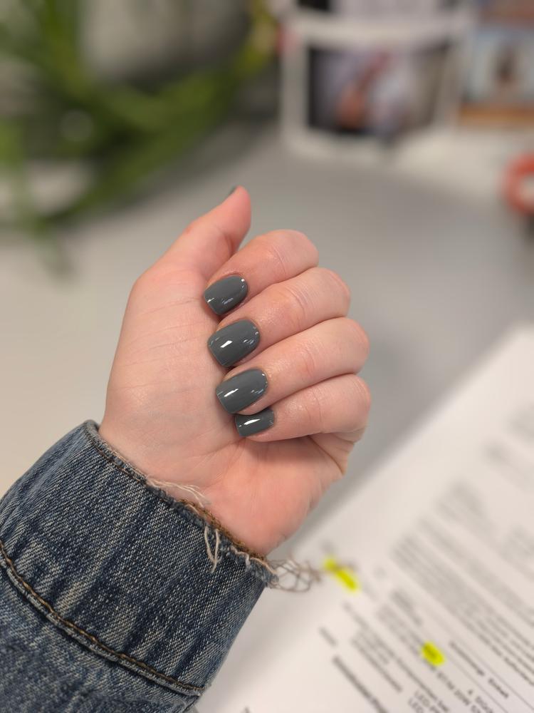 Cooles Grau