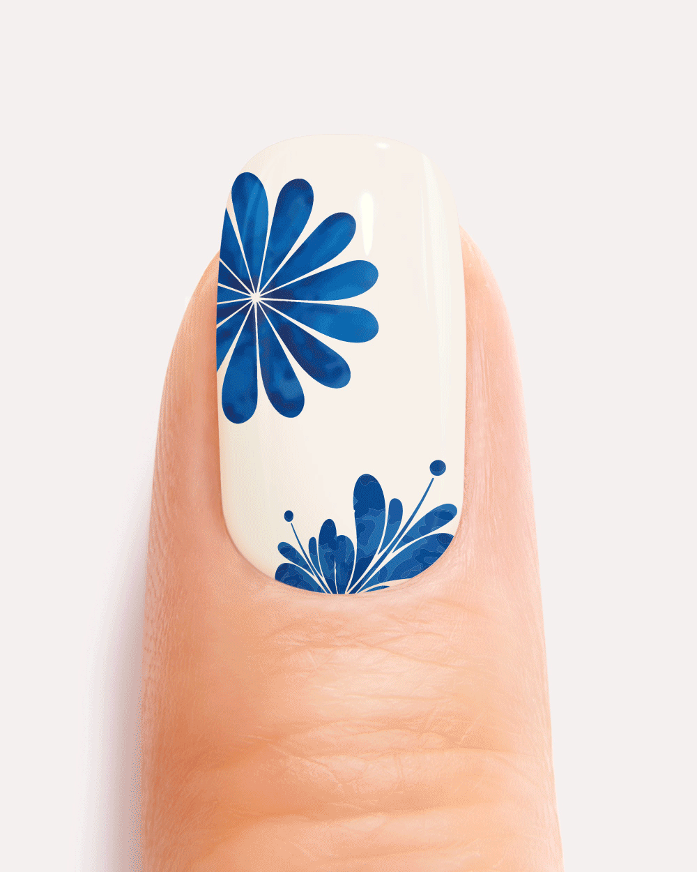 maniko-porto-patterns-uv-gel-strips-blaues-fliesen-muster image 6