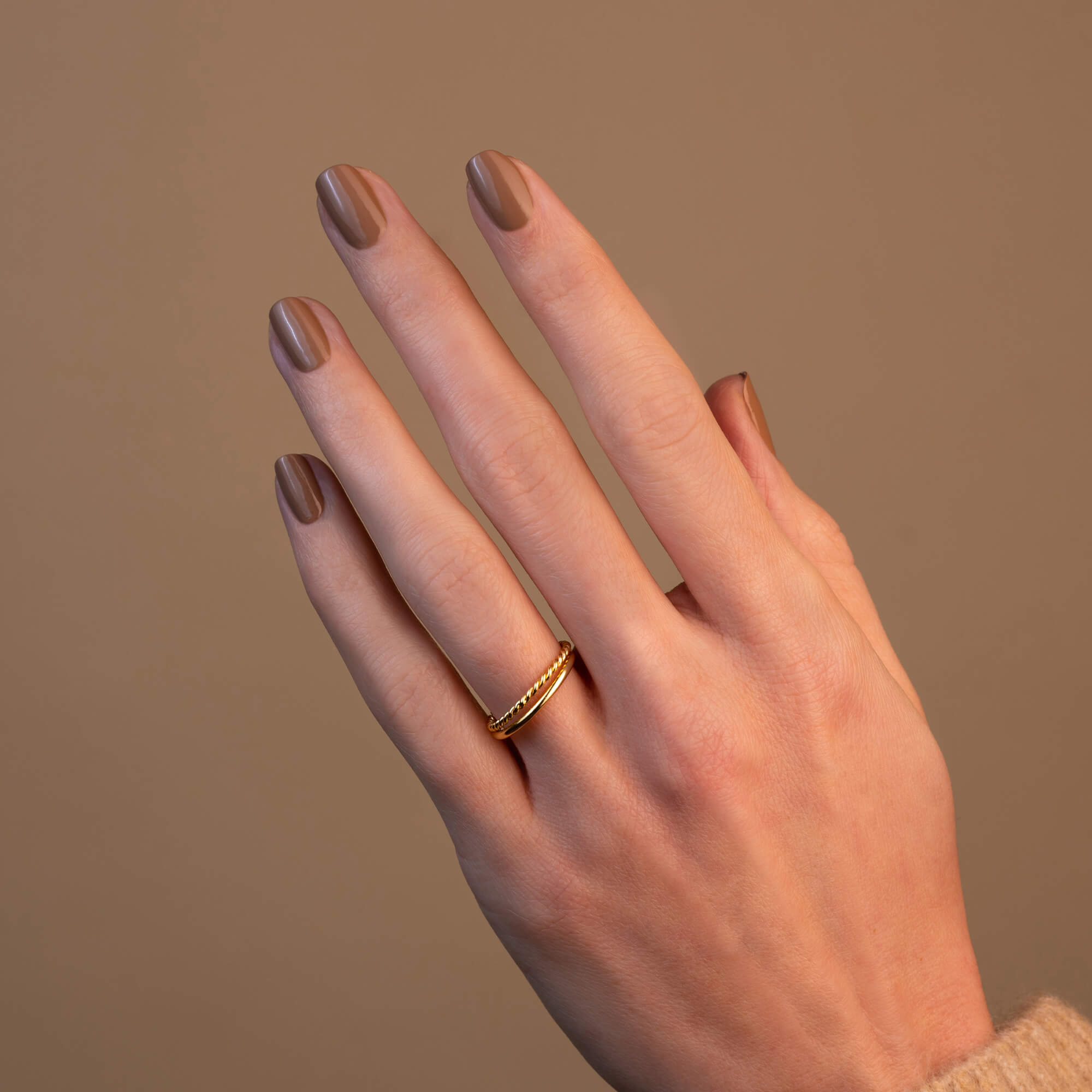 manucurist-green-nagellack-orme-helles-caf-au-lait-braun image 3