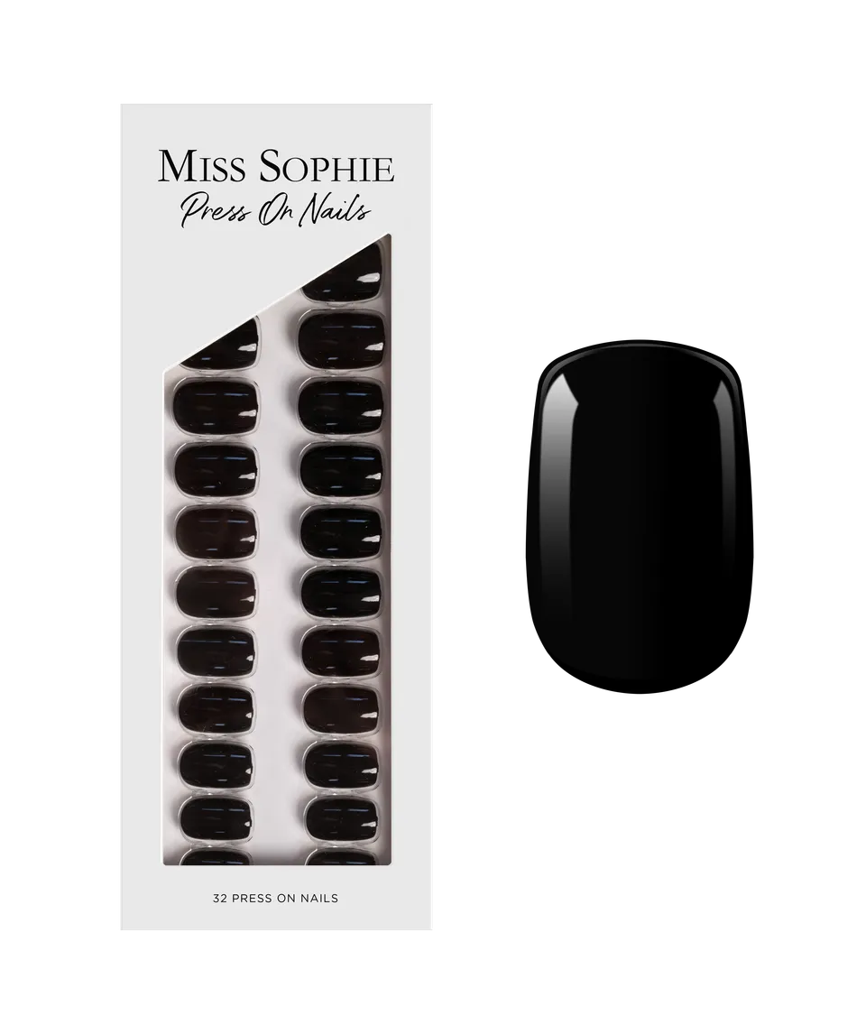 miss-sophie-black-velvet-press-on-nails-short-square image 1