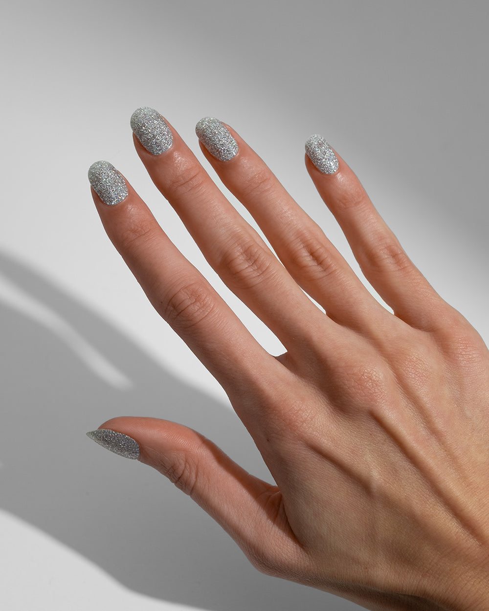 maniko-glittery-silver-uv-gel-strips-silber-glitzer image 2