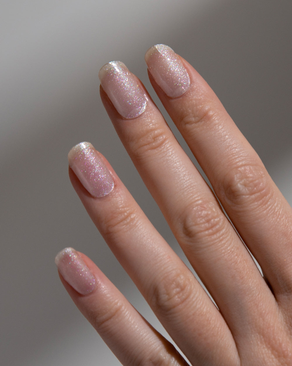 maniko-shimmy-pearl-uv-gel-strips-perlmutt-semi-transparent image 2