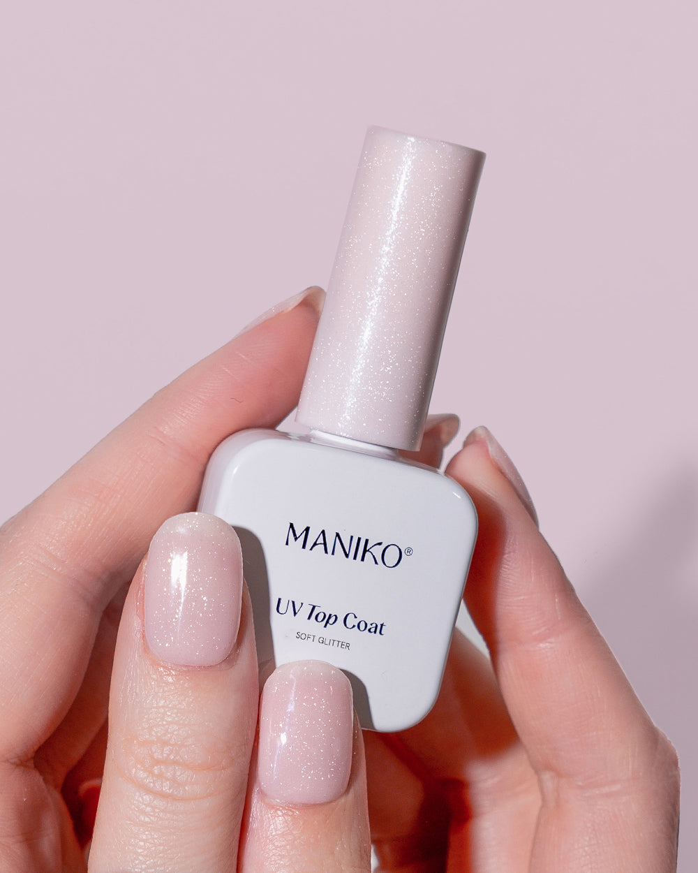 maniko-uv-top-coat-soft-glitter-zubeh-r-glitzer-finish image 2
