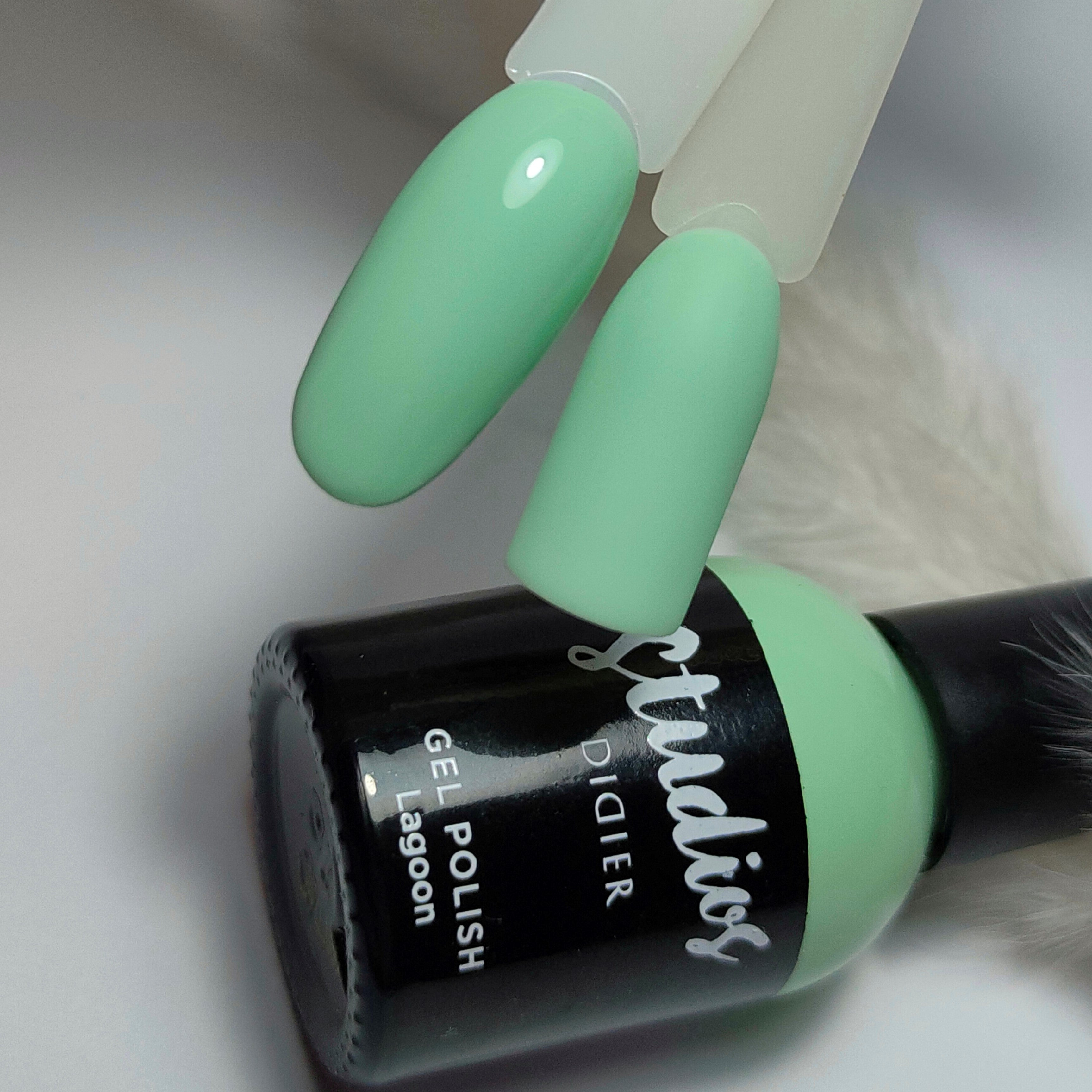 didier-lab-studios-didier-uv-nagellack-lagoon-8-ml image 5