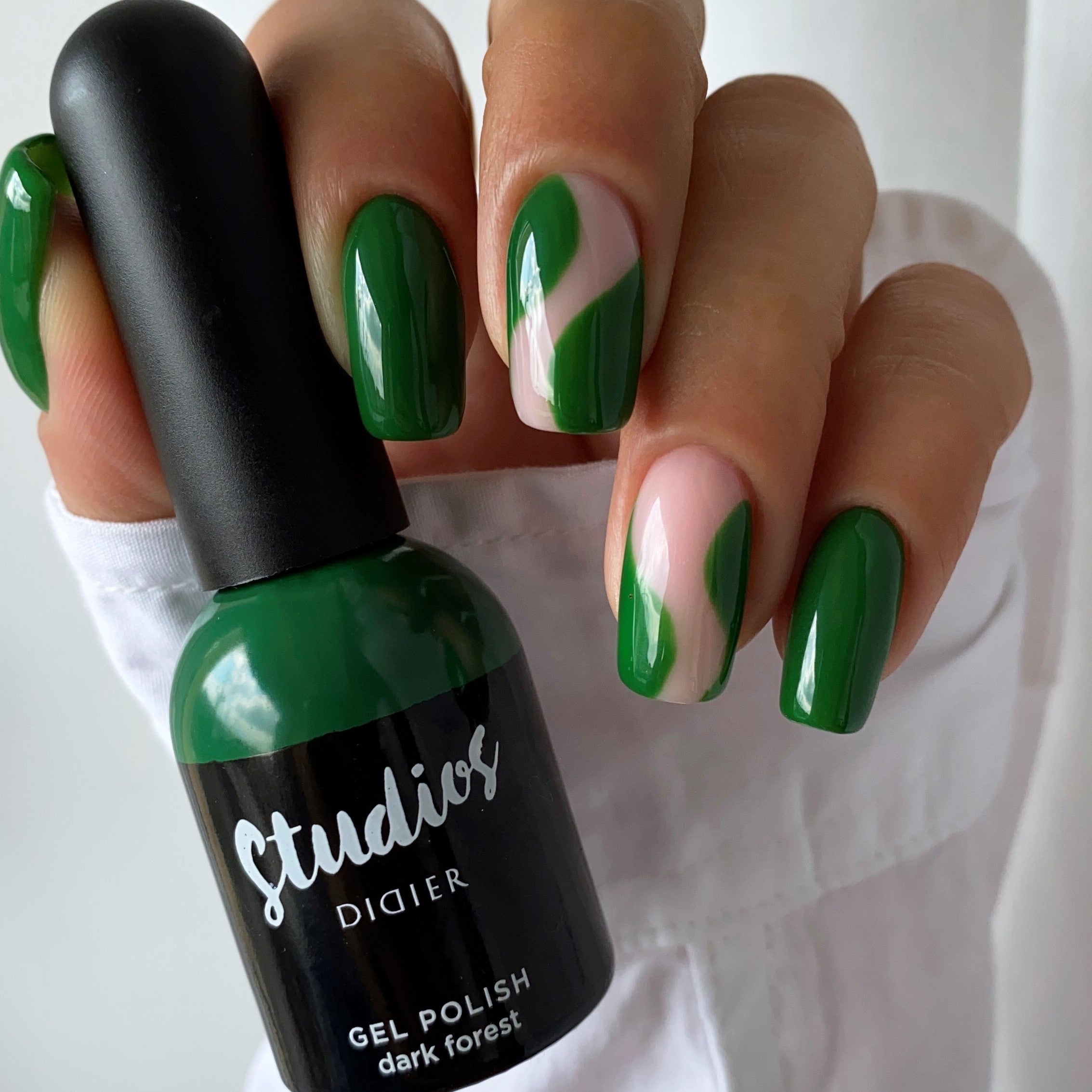 didier-lab-studios-didier-uv-nagellack-dark-forest-hema-tpo-frei-8ml image 3