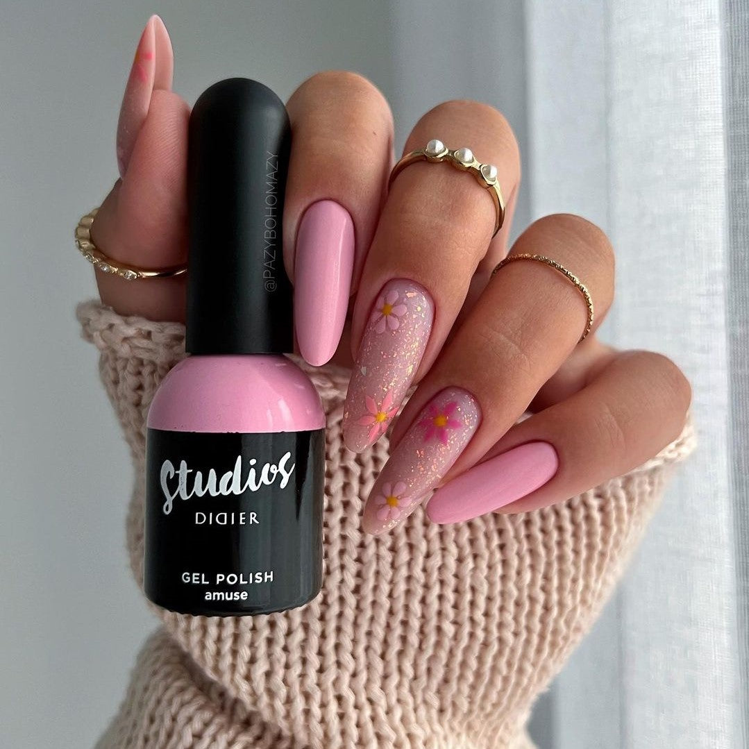 didier-lab-studios-didier-uv-nagellack-amuse-8-ml-rosa-mit-glitzer image 4