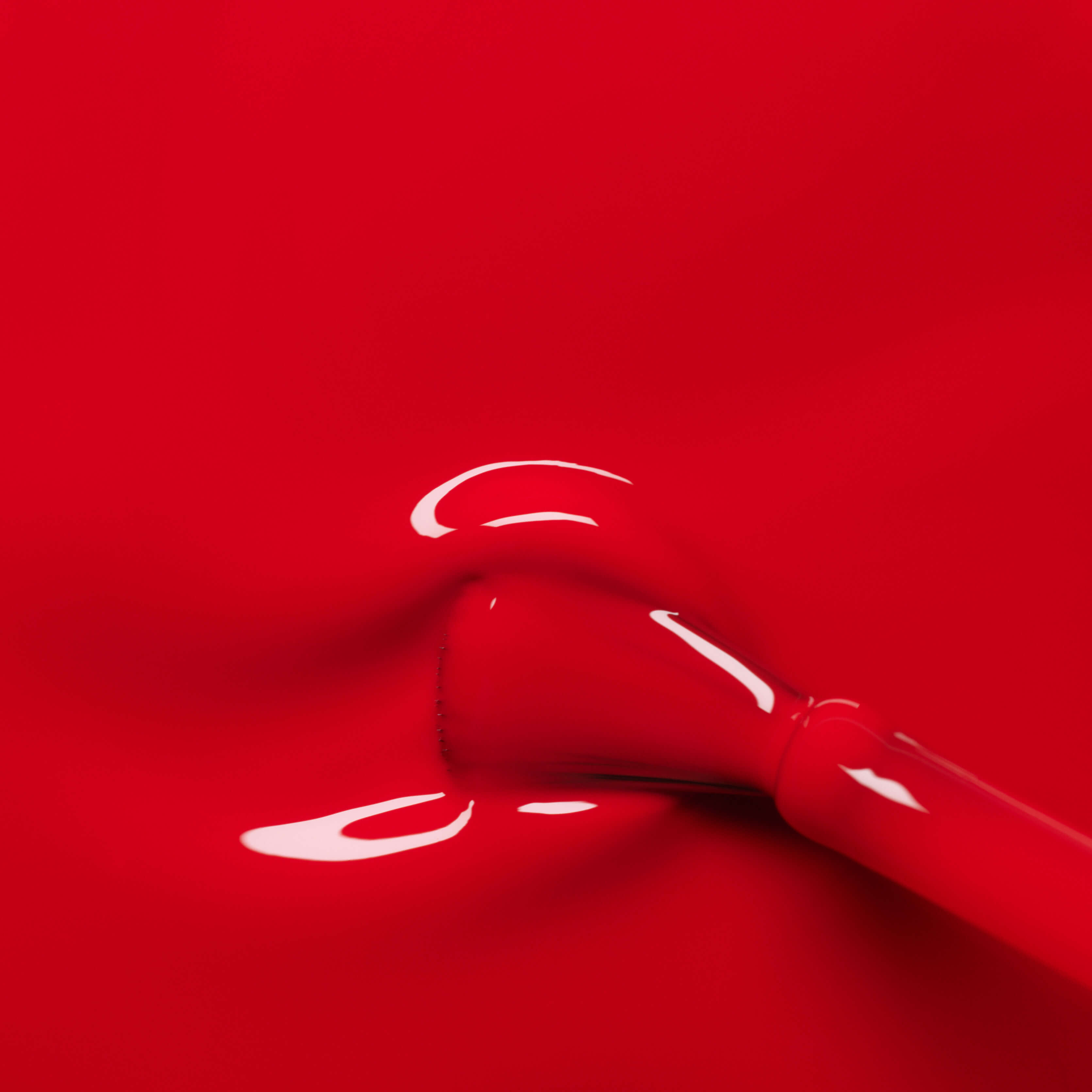 manucurist-green-flash-poppy-red-semi-permanenter-nagellack-orangerot image 5